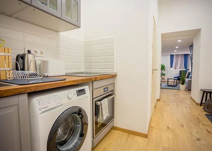 Cosy Flat In The Dob Street - Sapphire *